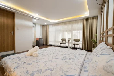 V Living - Airport Stopover with Free Laundry – 사진 13